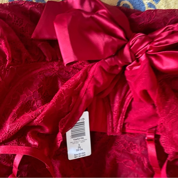 NWT Torrid red lace chemise with ribbon at bust size 3 - Picture 7 of 7